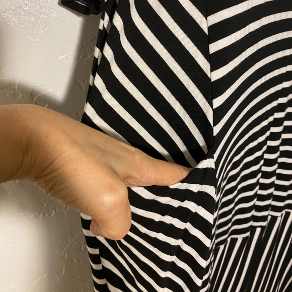 J Mode USA boat neck dress, size 2X. - Picture 5 of 7